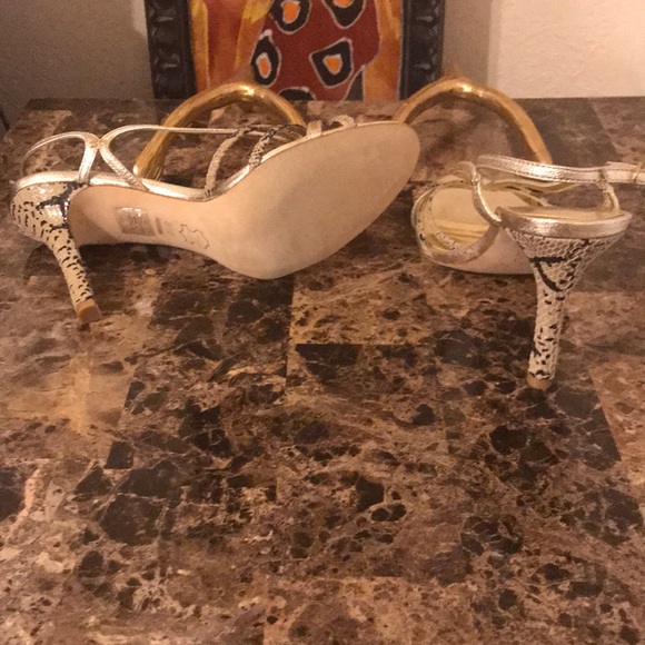 Heels - Picture 2 of 6